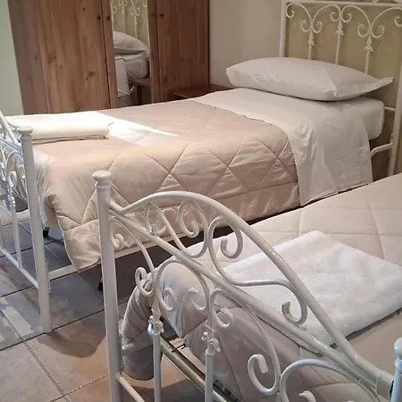 Farmház Posta Guevara