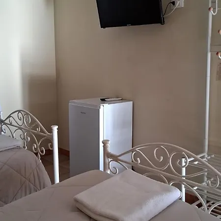 Posta Guevara Castelluccio dei Sauri